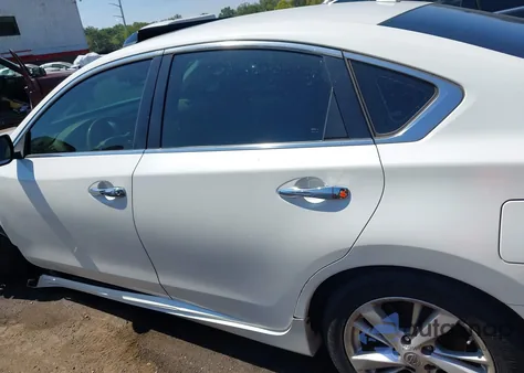 2015 Nissan Altima 2.5 Sl z USA, uszkodzony, nr VIN 1N4AL3AP0FN336869